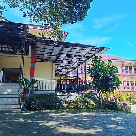 Bayak Hotel Bumdes Cipayung & Resort Ciguntur Exterior foto